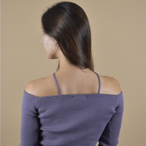 Cold shoulder ribbed top - Picture 4 of 8